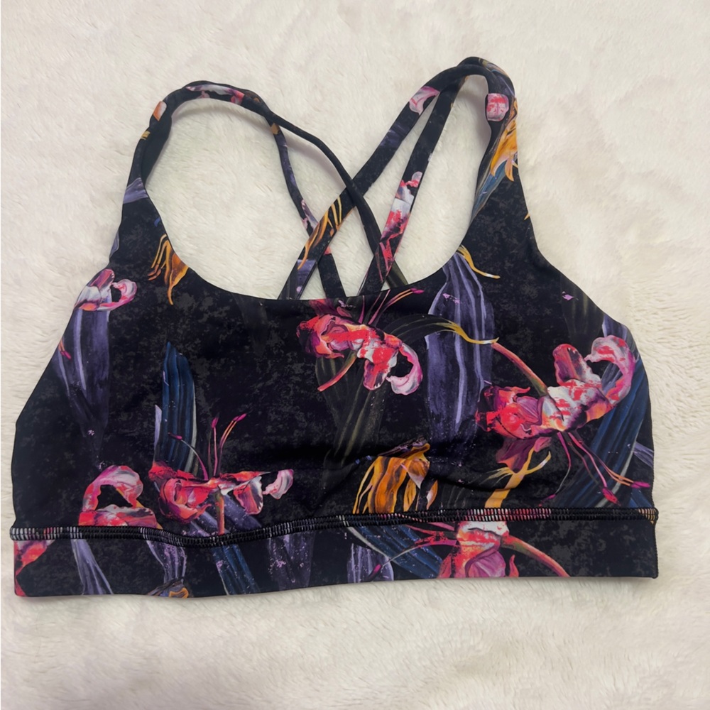 Flower lululemon sports bra